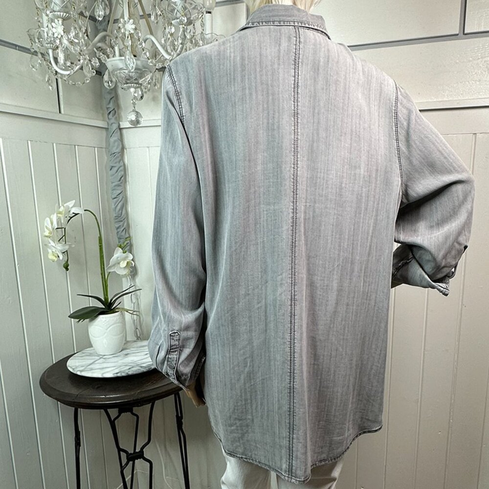 Snaps Collared Gray Comfy Blouse Decorative stitching Intro size 1X - Picture 3 of 11